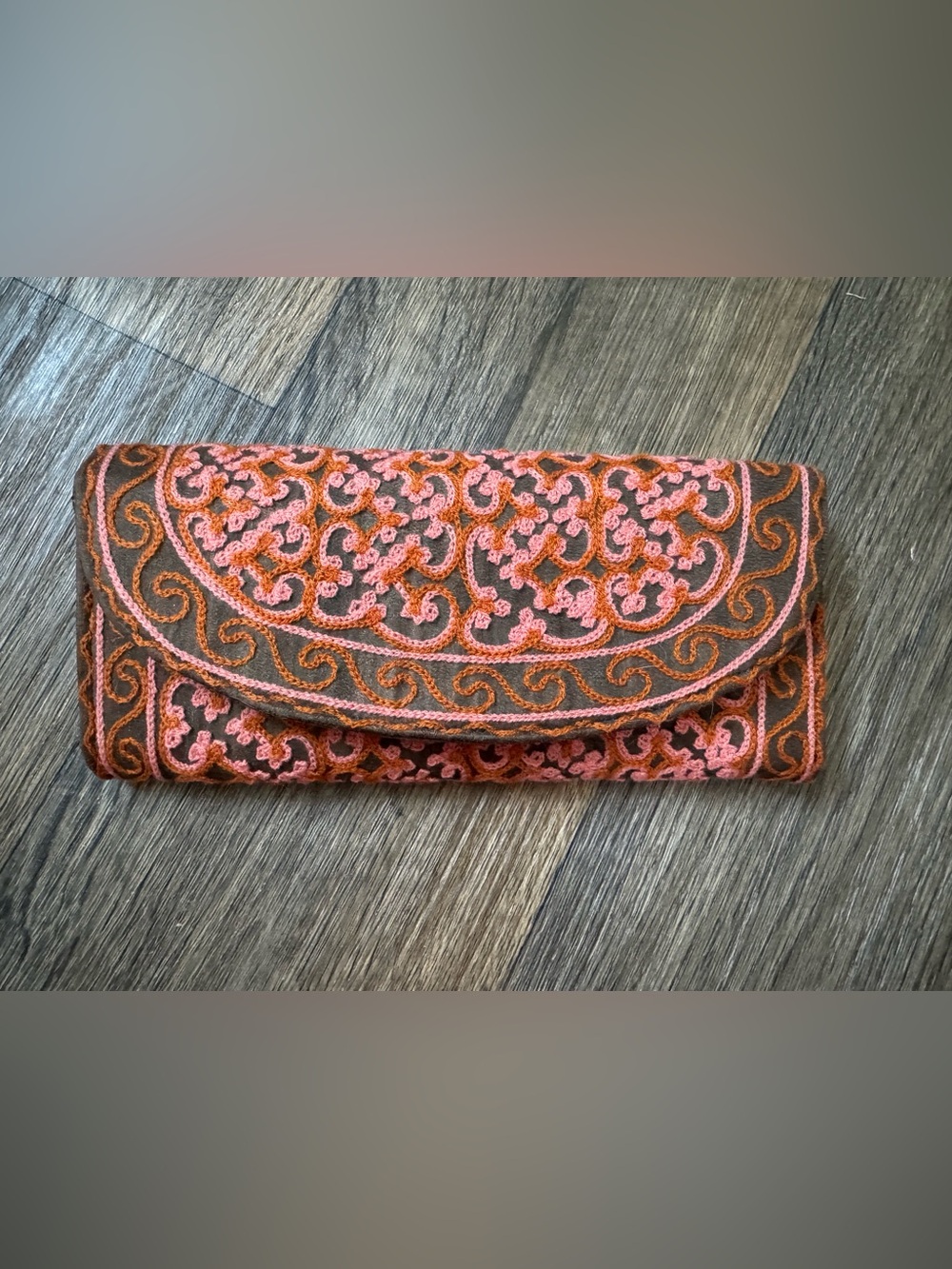 New Embroidered Floral Snap Wallet w/ Zipper Credit Card Slots Brown Pink Orange